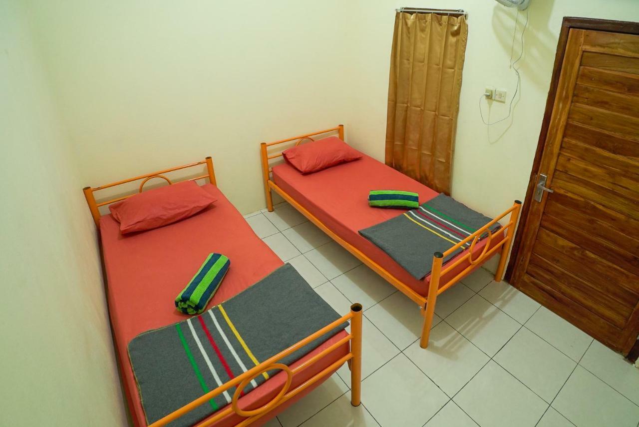 Hostel Nusa Penida Exterior photo